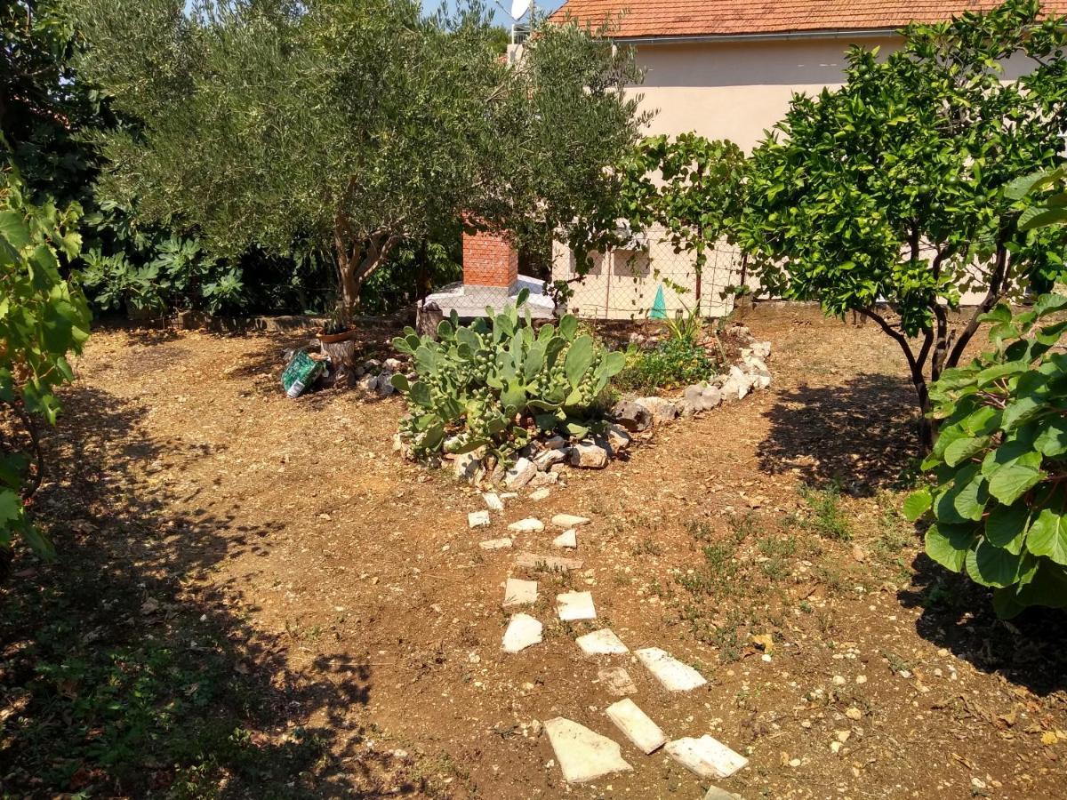 Apartment Radja Trogir Exterior photo