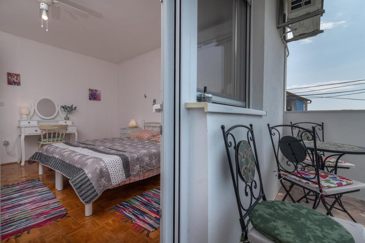 Apartment Radja Trogir Exterior photo